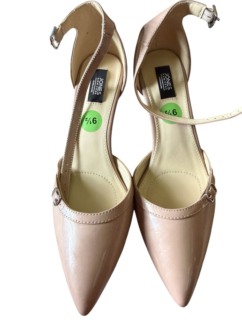 Jones New York Signature Nude Patent T-Strap Heels Size 9.5